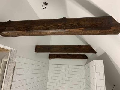 Malet hvidt loft i Hedehusene